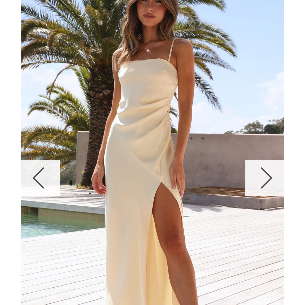 Chic Yellow Maxi Dress with Spaghetti Straps